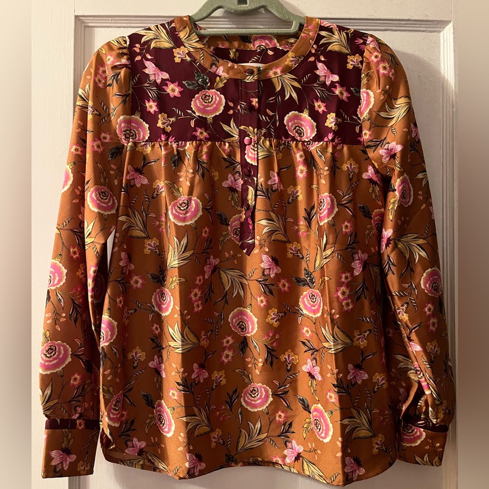 Blouse - Picture 7 of 8